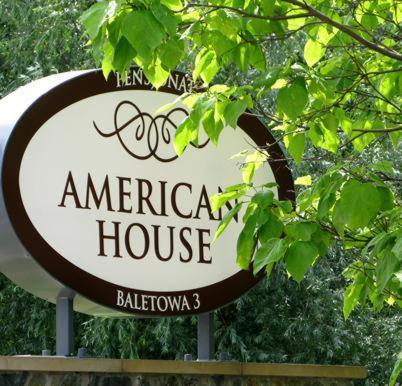 ワルシャワ アメリカン ハウス バレトワ Bed & Breakfast エクステリア 写真