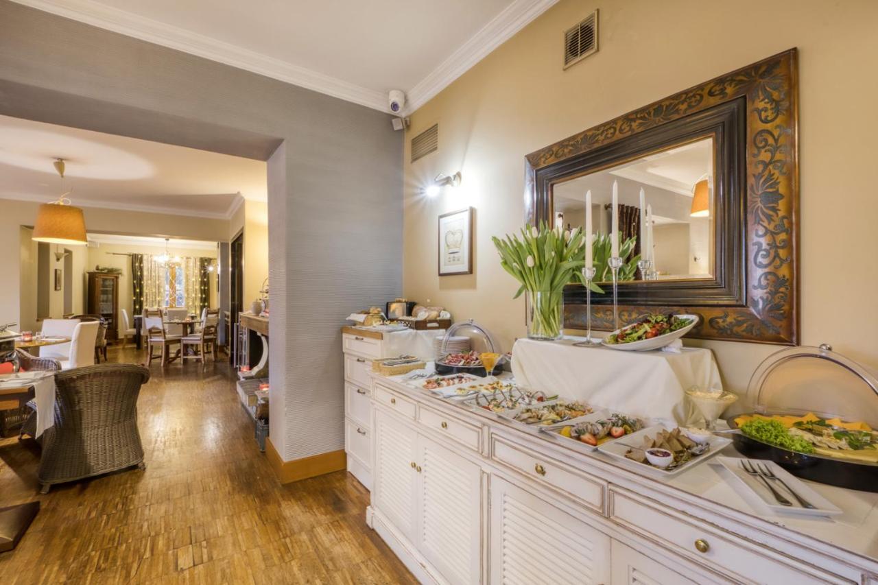 ワルシャワ アメリカン ハウス バレトワ Bed & Breakfast エクステリア 写真